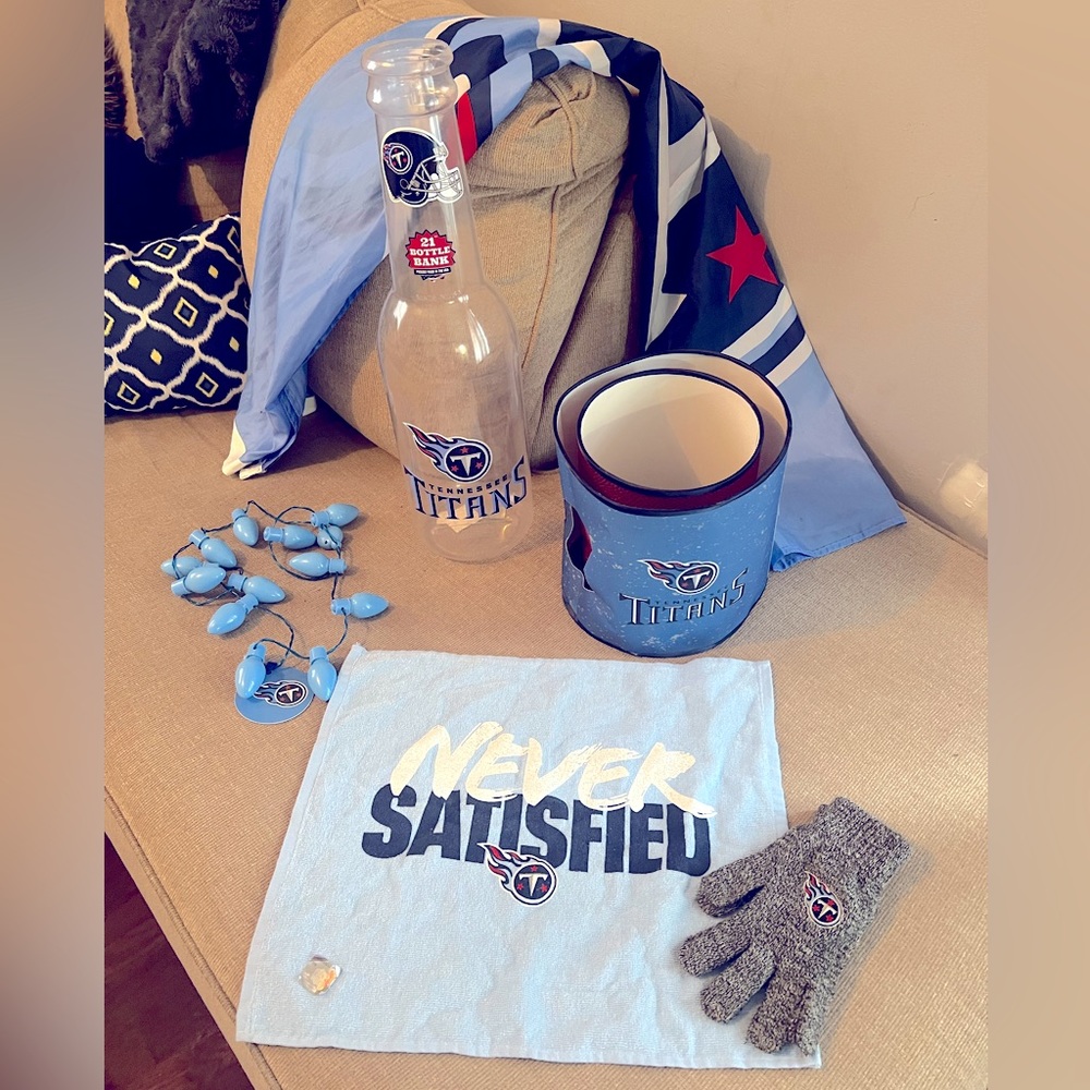 Tennessee Titans Bundle